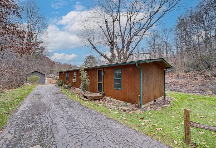 Cozy Waynesville Home W/ Porch By Blue Ridge Pkwy