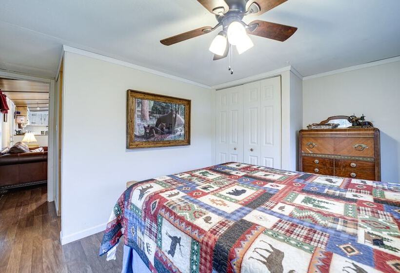 Cozy Waynesville Home W/ Porch By Blue Ridge Pkwy