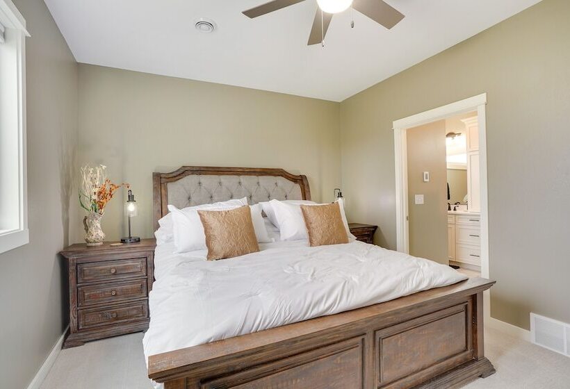 Family Friendly Brookings Home: 3 Mi To Downtown!