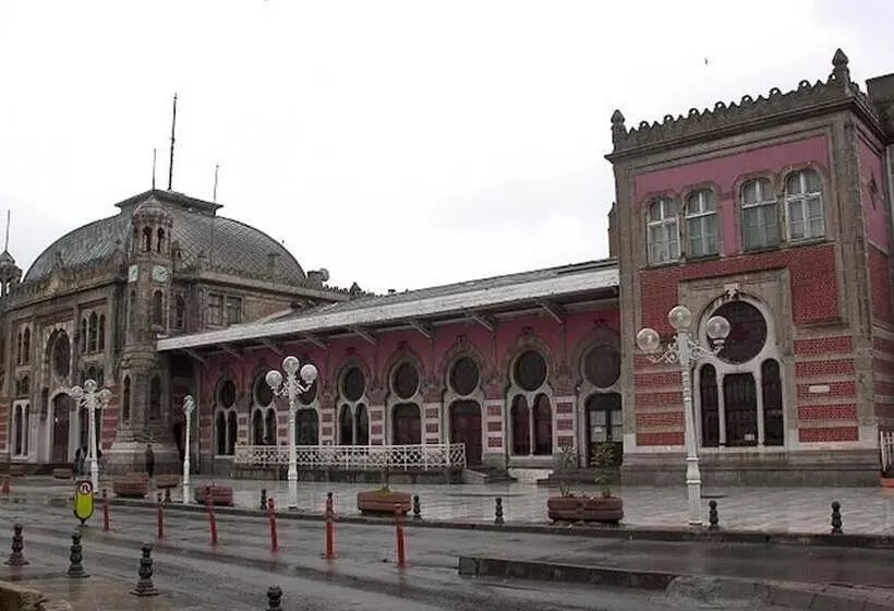 ホテル Hi̇sar