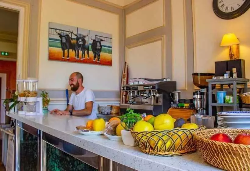 Hotelli Hôtel Bellevue