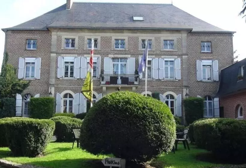 Hotelli Le Clos Du Montvinage