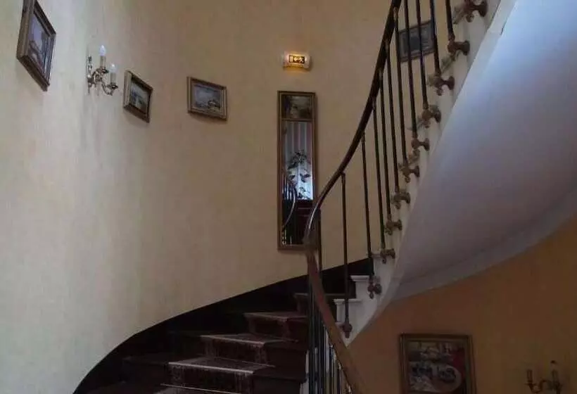 Hotelli Le Clos Du Montvinage