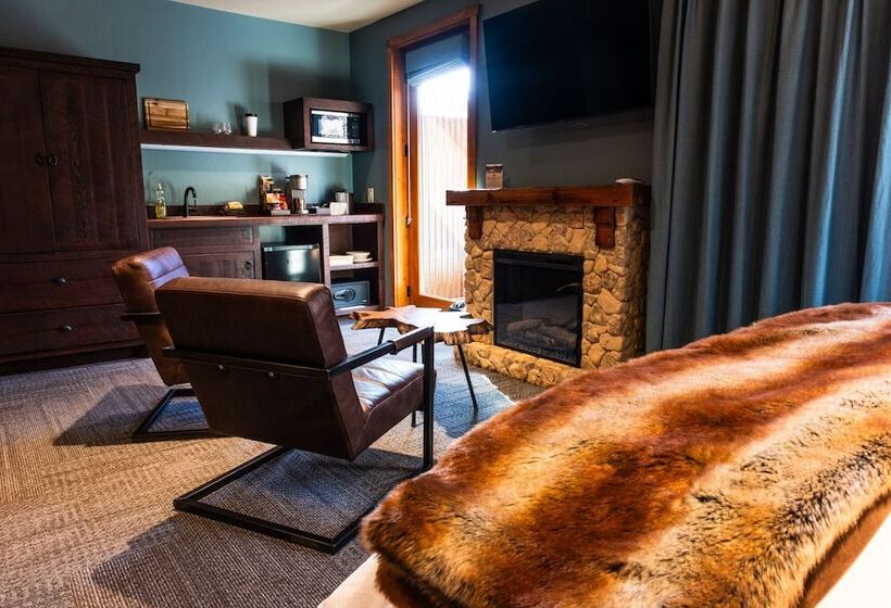 فندق Mount Lemmon Lodge