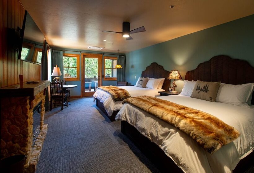 فندق Mount Lemmon Lodge