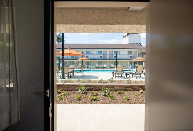 호텔 Orange Grove Inn