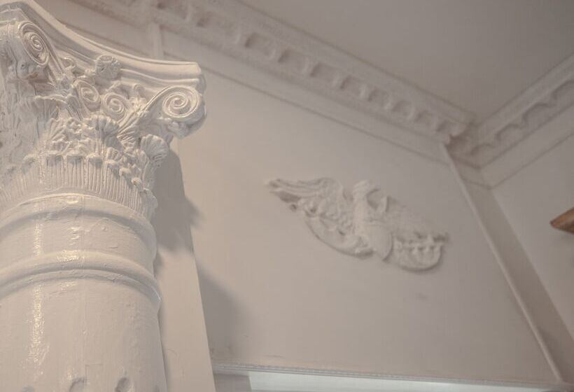 호텔 Shiloh Chennault