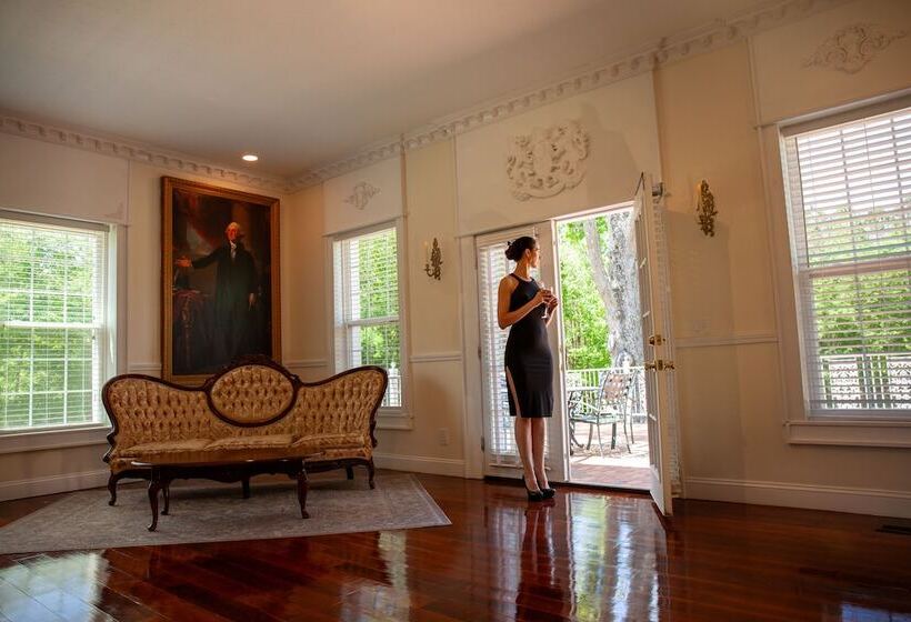 호텔 Shiloh Chennault