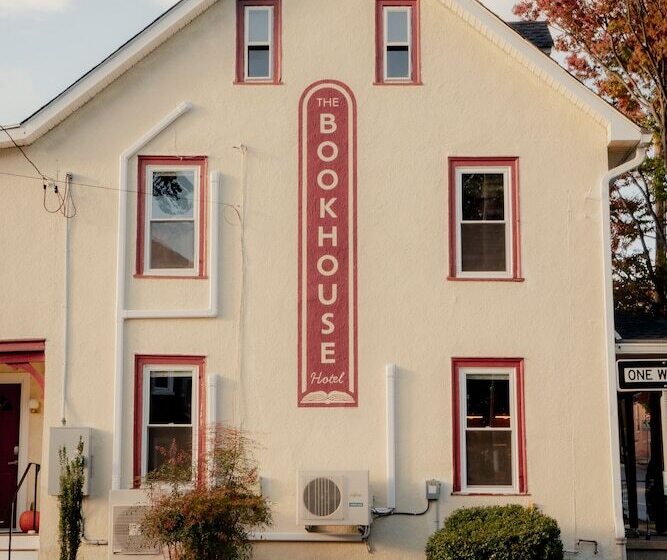 호텔 The Bookhouse