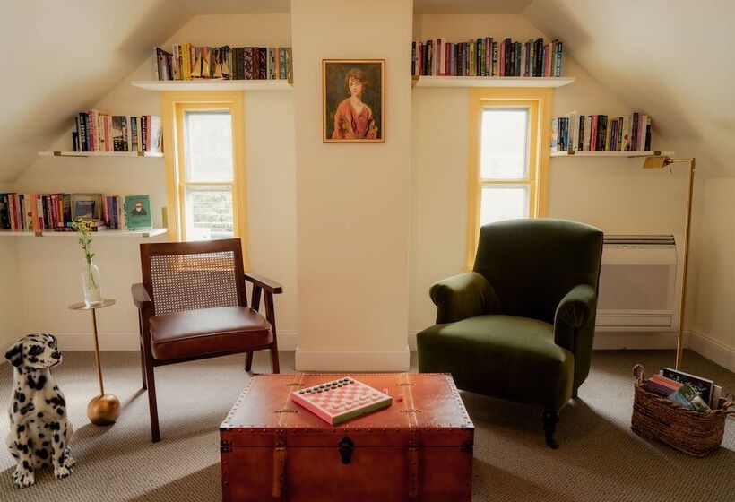 호텔 The Bookhouse