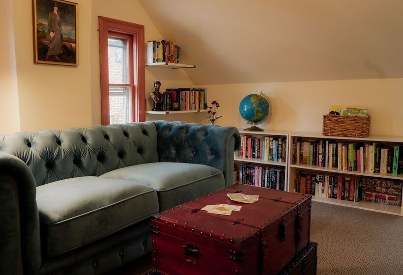 호텔 The Bookhouse