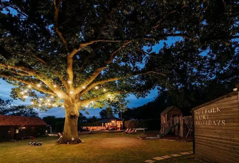 Impeccable 2 Bed Cottage Near Woodbridge