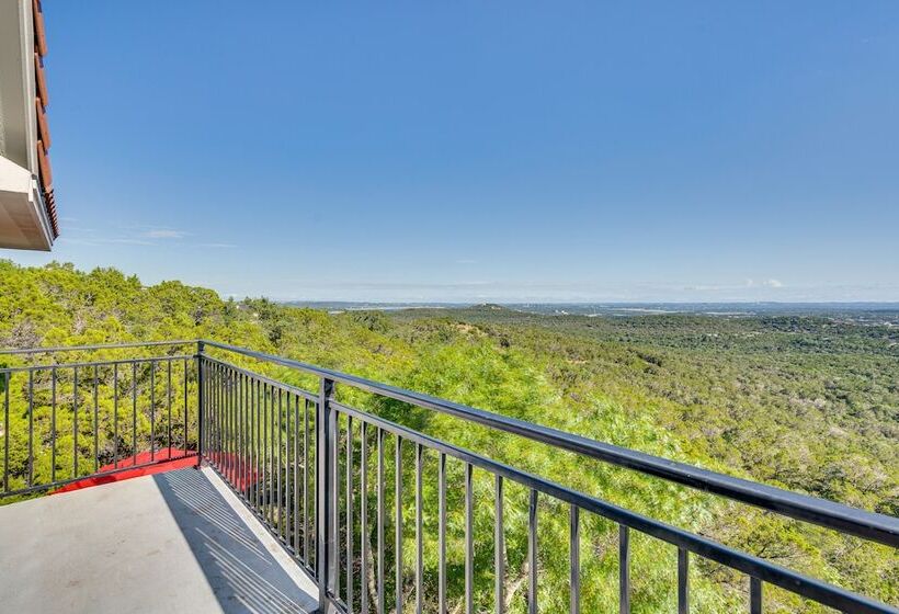 Jonestown Retreat W/ Deck: 6 Mi To Lake Travis!