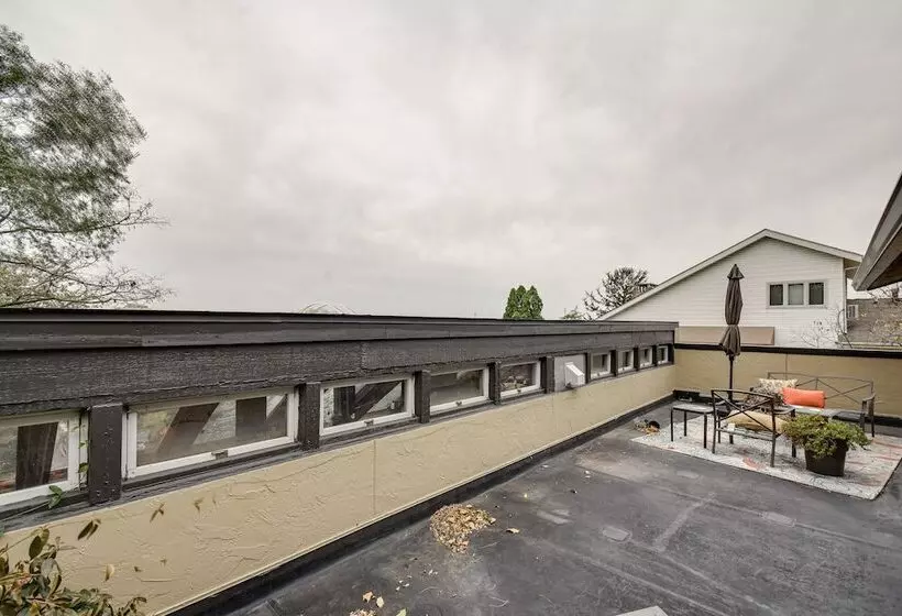 Large Home W/ Game Room, 4 Mi To Mississippi River