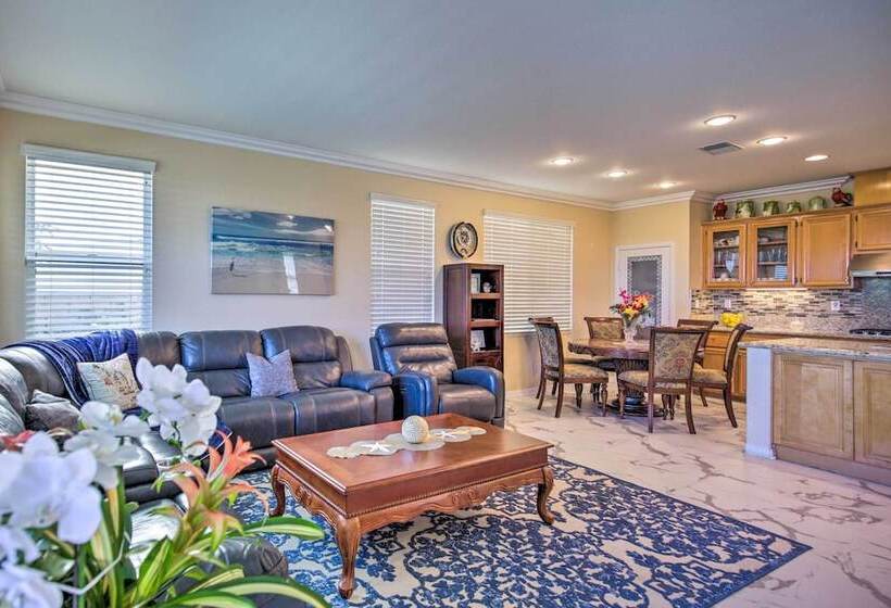 Luxury San Diego Home W/ Pool, Spa & Views!