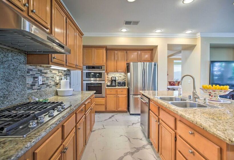 Luxury San Diego Home W/ Pool, Spa & Views!