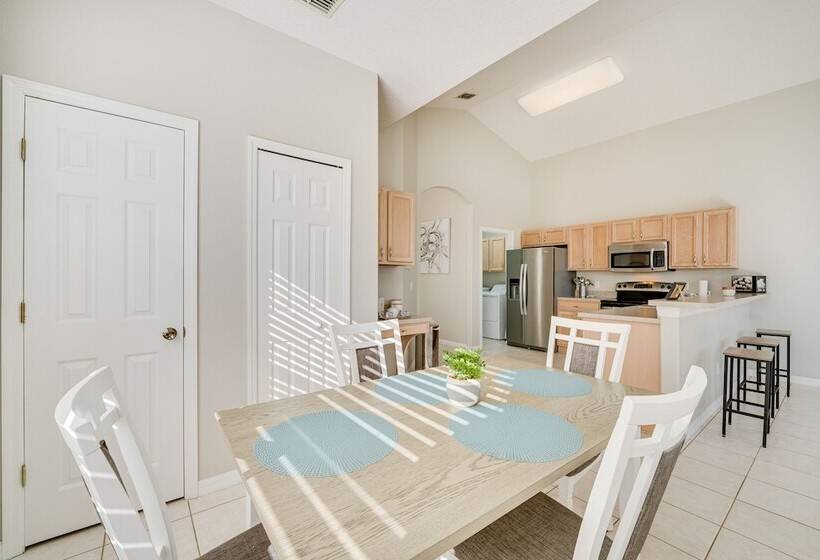 Near Golf Courses: Modern Davenport Home W/ Pool