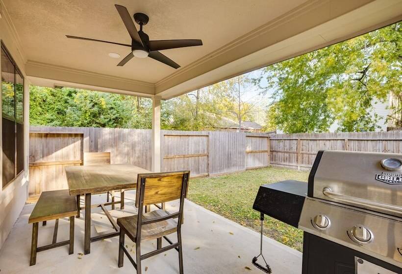 Montgomery Home W/ Patio & Grill: Near Lake Conroe