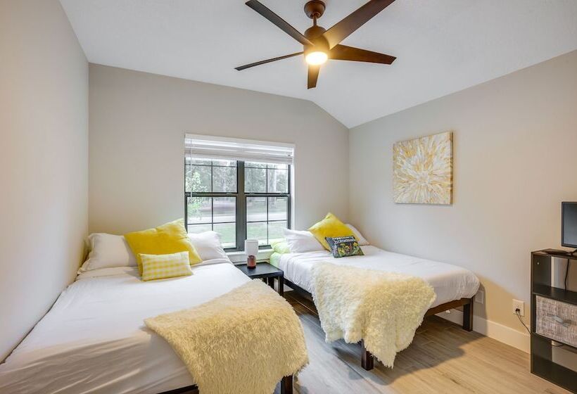 Montgomery Home W/ Patio & Grill: Near Lake Conroe