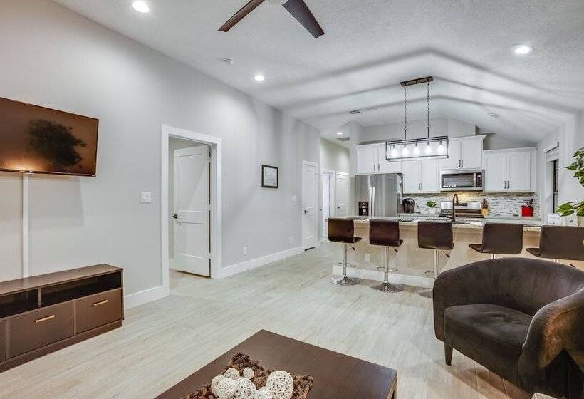 Montgomery Home W/ Patio & Grill: Near Lake Conroe