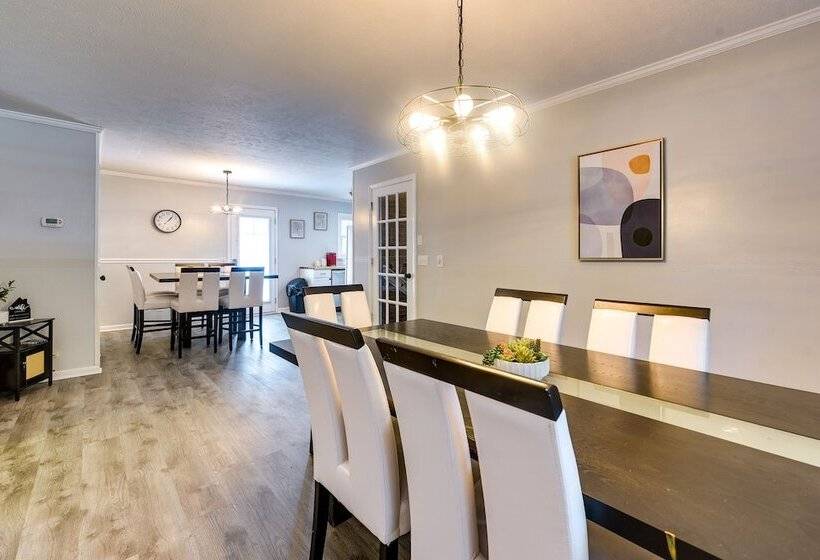 Newly Remodeled Home In North Myrtle Beach!