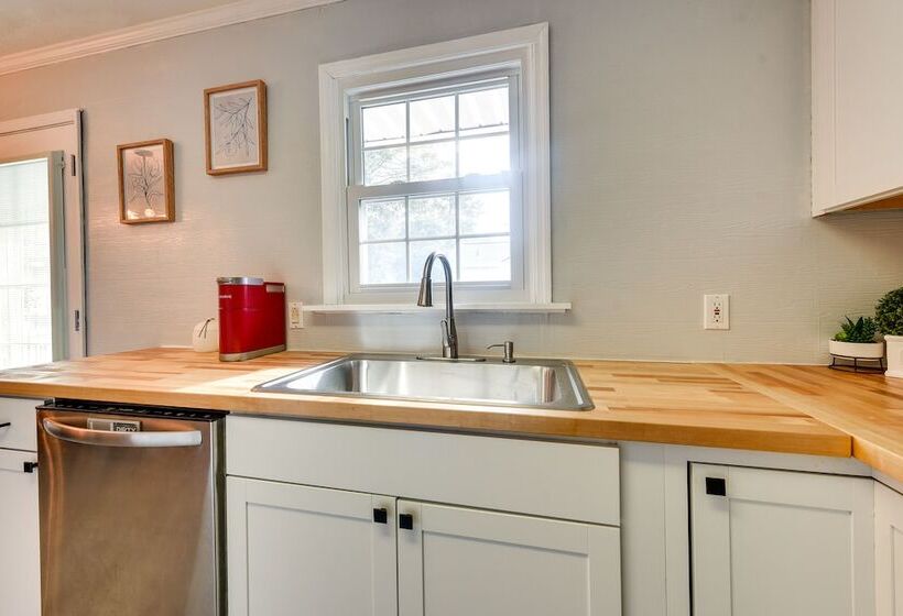 Newly Remodeled Home In North Myrtle Beach!