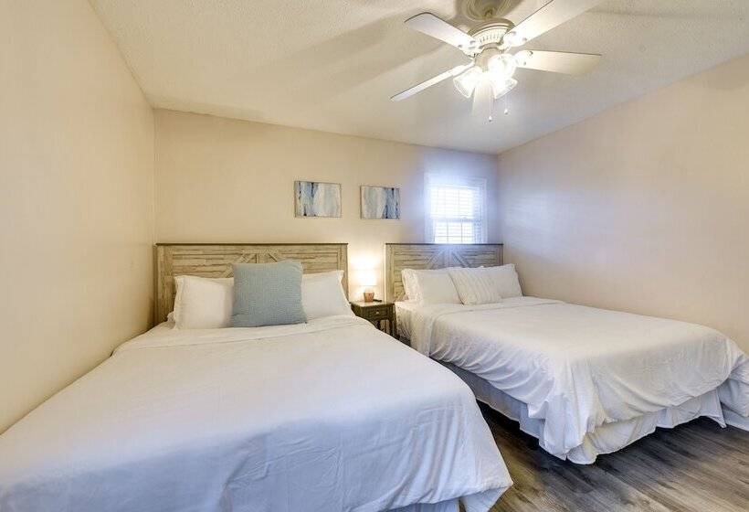 Newly Remodeled Home In North Myrtle Beach!