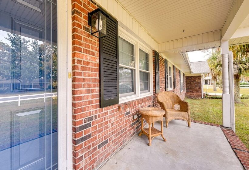 Newly Remodeled Home In North Myrtle Beach!