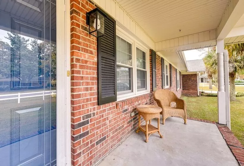 Newly Remodeled Home In North Myrtle Beach!