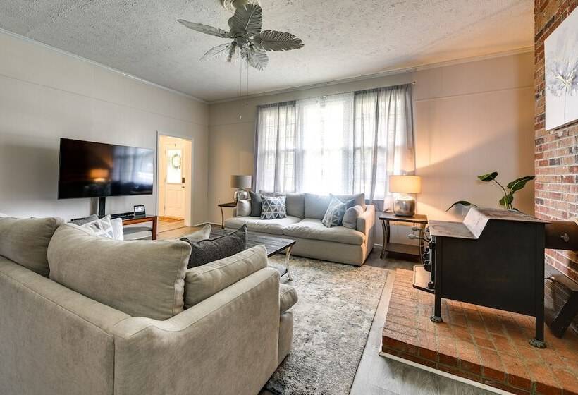 Newly Remodeled Home In North Myrtle Beach!