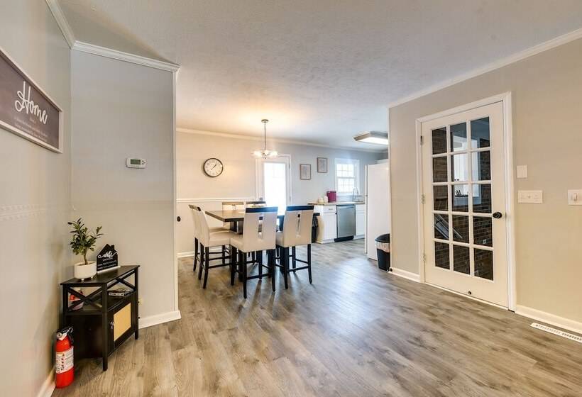 Newly Remodeled Home In North Myrtle Beach!