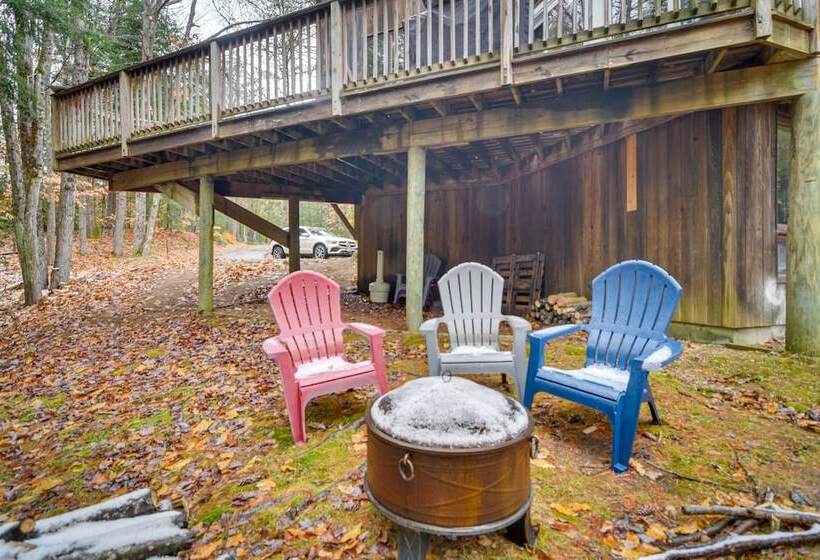 Ski & Golf: Cozy North Conway Mountain Cabin!