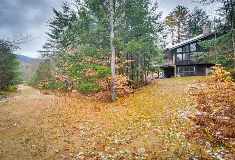 Ski & Golf: Cozy North Conway Mountain Cabin!