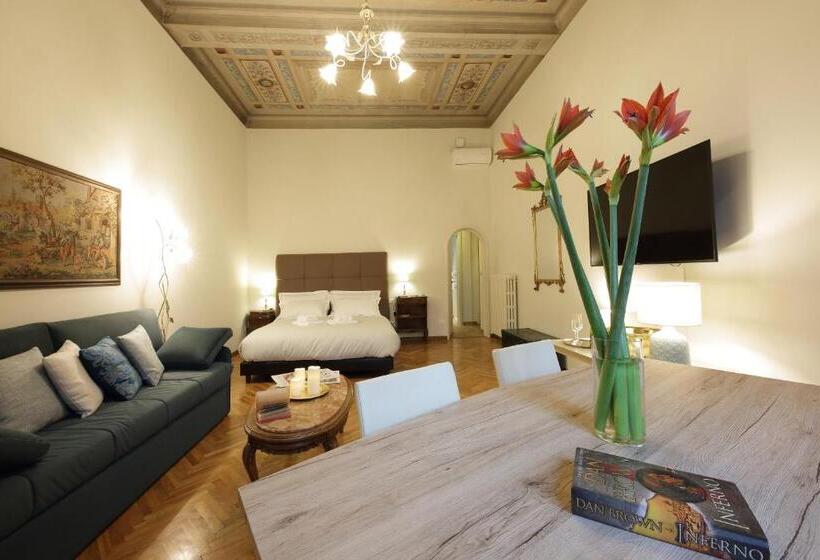 پانسیون Corsini Tintori