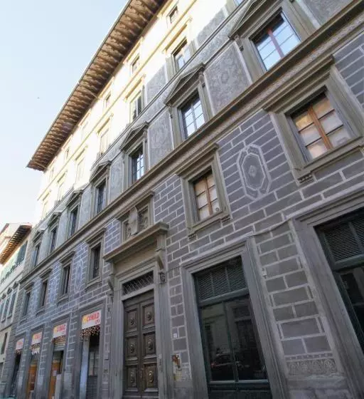 پانسیون Corsini Tintori