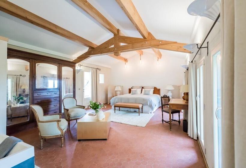 بنسيون Domaine De La Cascade Parfumée