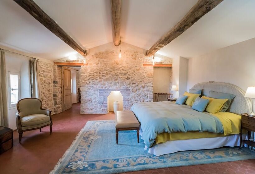 بنسيون Domaine De La Cascade Parfumée