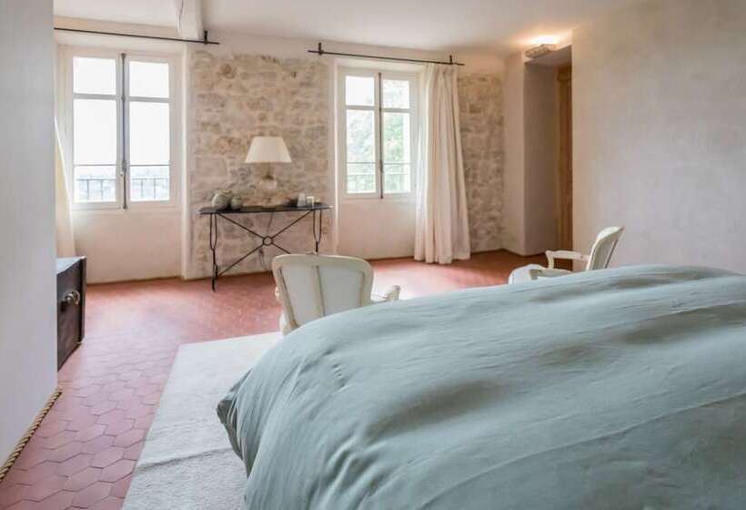 بنسيون Domaine De La Cascade Parfumée