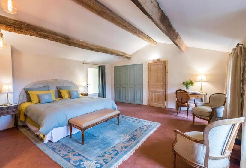 بنسيون Domaine De La Cascade Parfumée