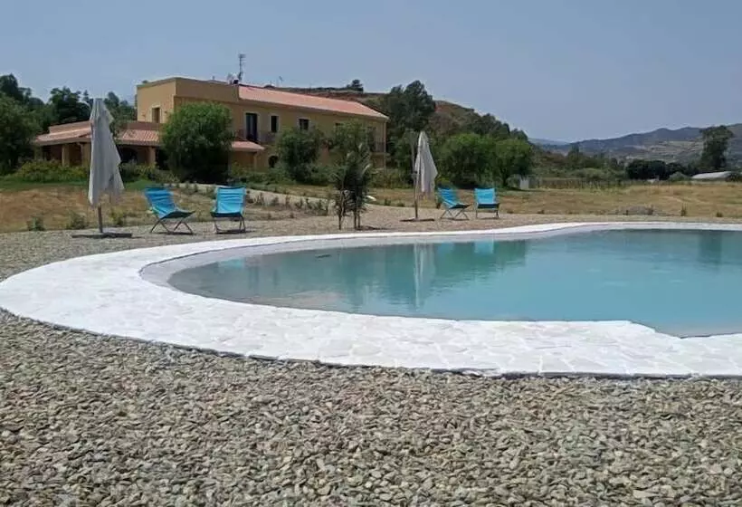 Majatalo Minissale Farm House