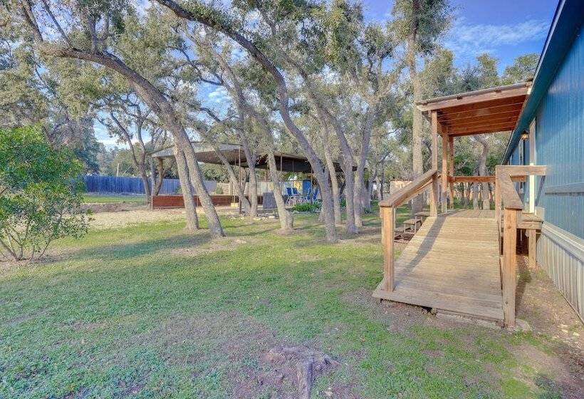 Pet Friendly Canyon Lake Home ~ 3 Mi To Water!