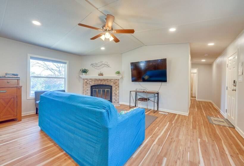 Pet Friendly Canyon Lake Home ~ 3 Mi To Water!