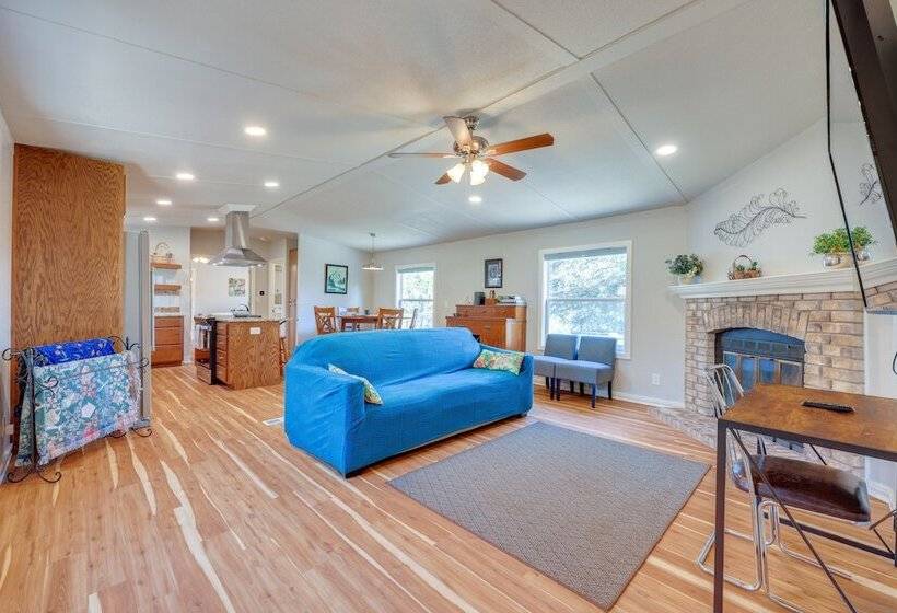 Pet Friendly Canyon Lake Home ~ 3 Mi To Water!