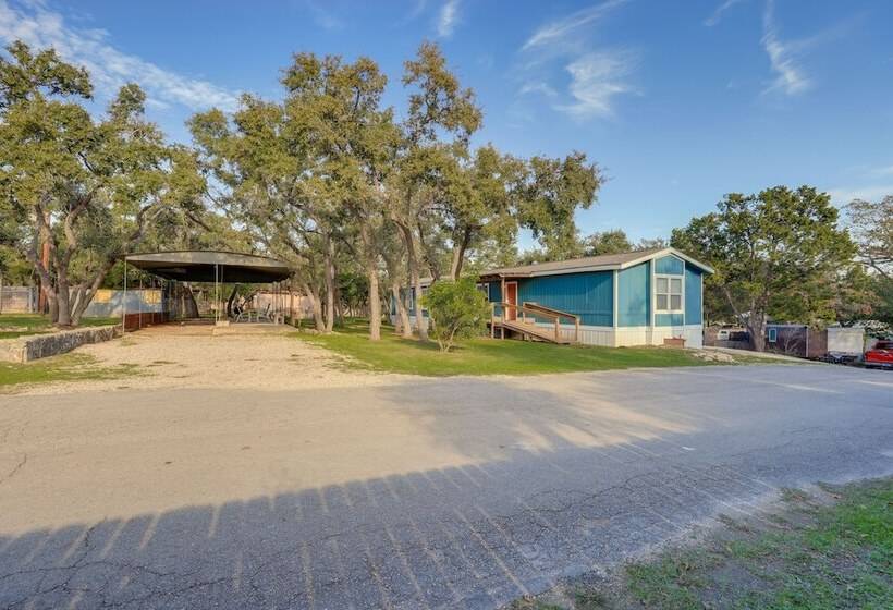 Pet Friendly Canyon Lake Home ~ 3 Mi To Water!