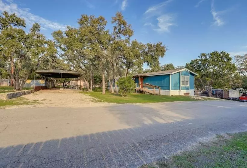 Pet Friendly Canyon Lake Home ~ 3 Mi To Water!