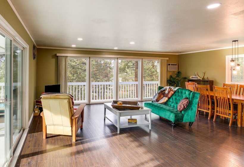 Pet Friendly Montana Abode W/ Balcony & Fireplace!