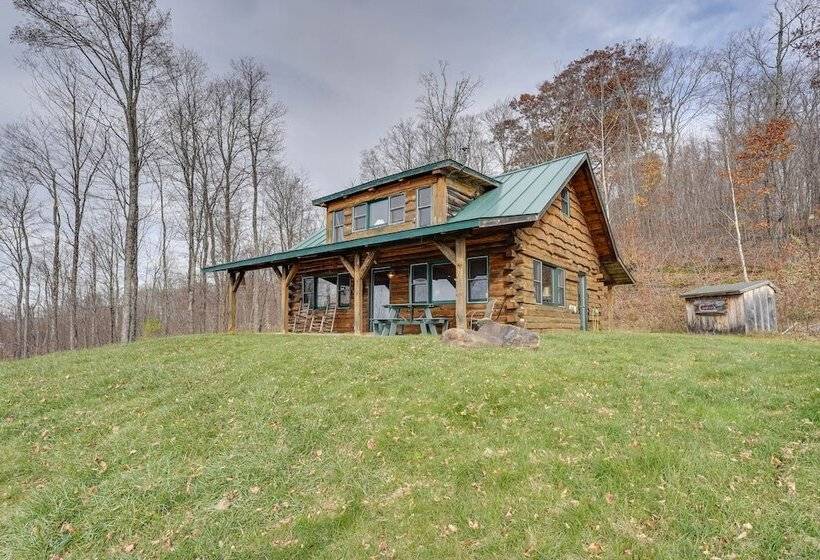 Remote Escape: Vermont Cabin W/ Mountaintop Views!