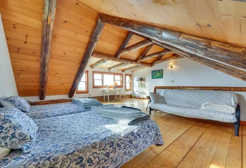 Remote Escape: Vermont Cabin W/ Mountaintop Views!