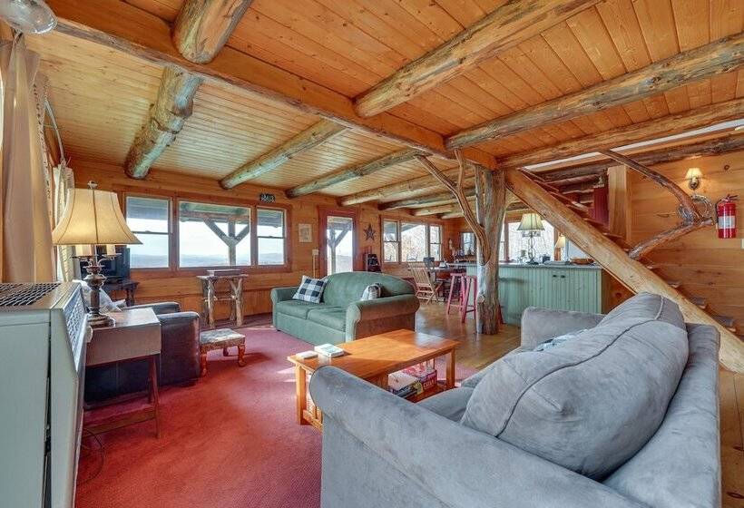 Remote Escape: Vermont Cabin W/ Mountaintop Views!