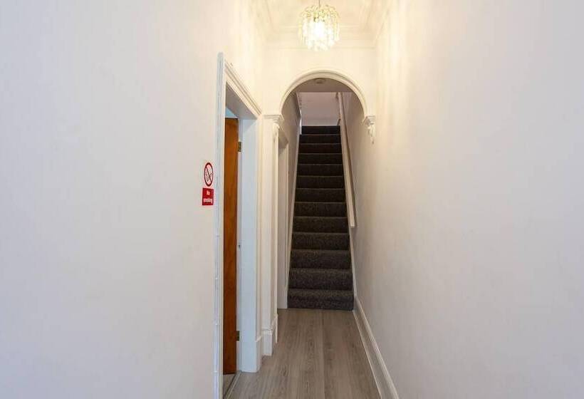 住所 Stay Comfortable City Centre Spacious 4 Bed House!